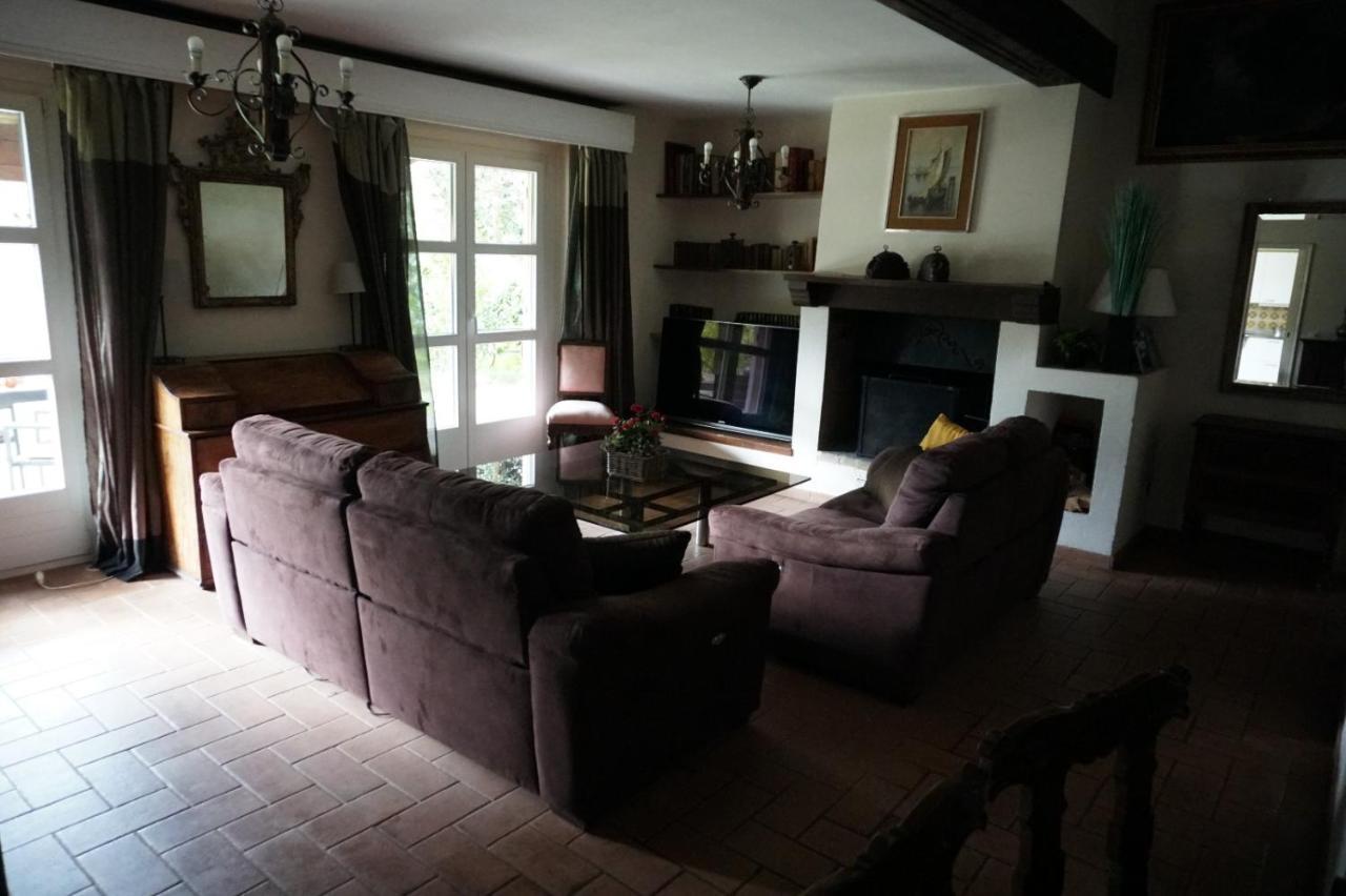 Golden Hill - Big Rooms With Kitchen And Garden Collina d'Oro Extérieur photo